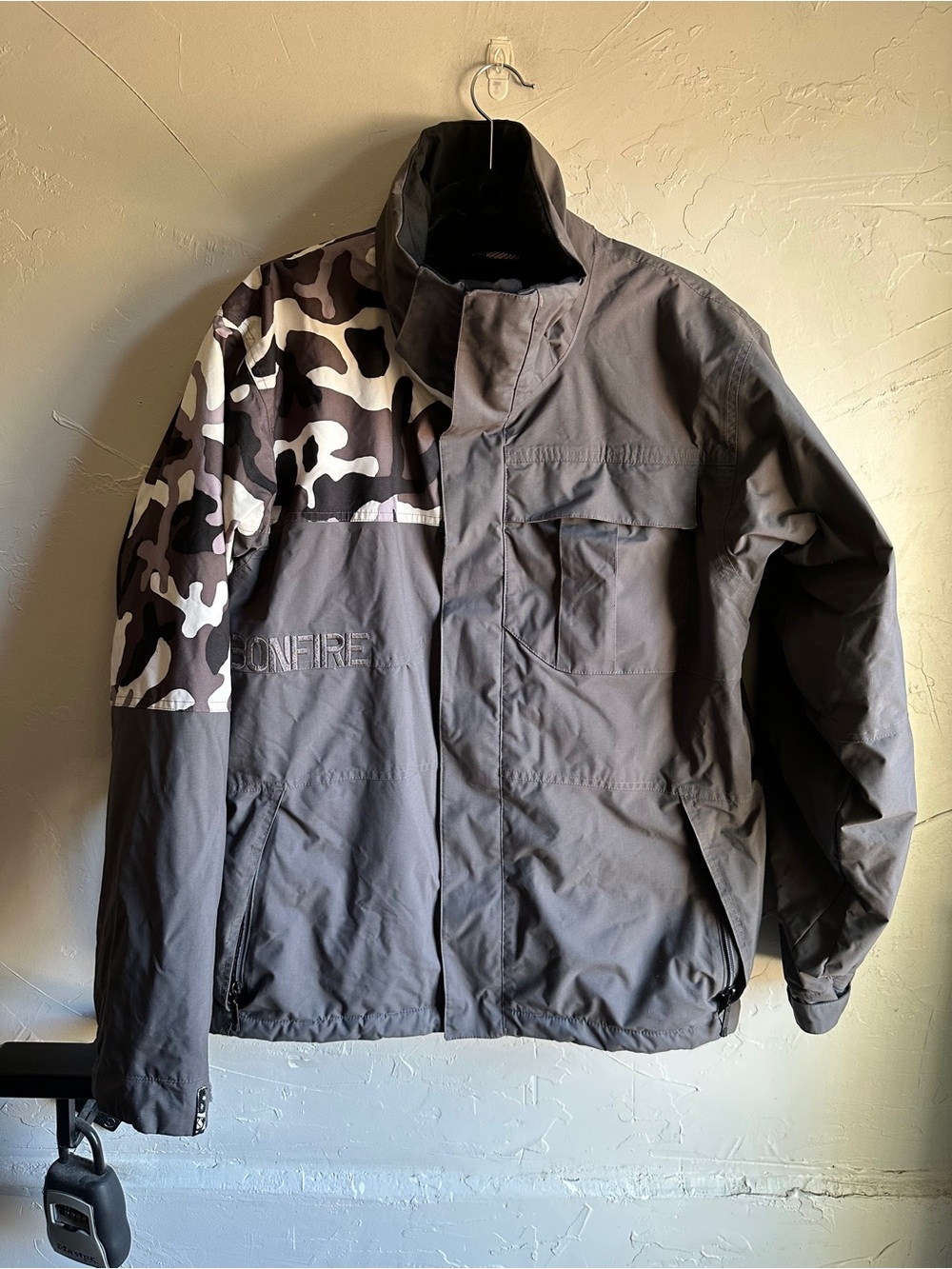 Bonfire Snowboarding Camo Jacket Men’s M Y2K Gorpcore Ski Snowboard Technical